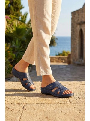 Paleng Hakiki Deri Kadın Terlik