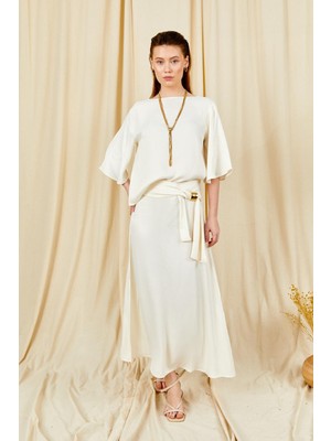 Tena Kadın Krem 9090 Kısa Kollu Düşük Kollu Eteği Gold Tokalı Saten Takım