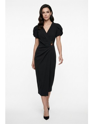 Lafaba Kadın Siyah Kruvaze Yaka Aksesuar Detay Midi Davet Elbisesi