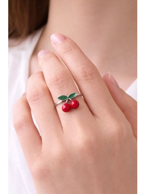 Herşey Nota Kiraz Figürlü Yüzük – Kırmızı Yeşil Detaylı Ayarlanabilir Kadın Yüzük