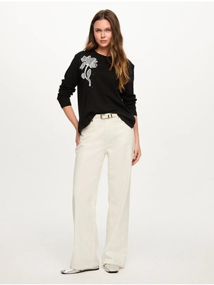 Faik Sönmez Yakası Ribana Detaylı Önü Çiçek Dantel Aplikeli Uzun Kol Tshirt S26TSH088