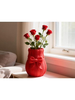 Kırmızı Fiyonk Tasarımlı Dekoratif Vazo – Masaüstü Şık Çiçeklik