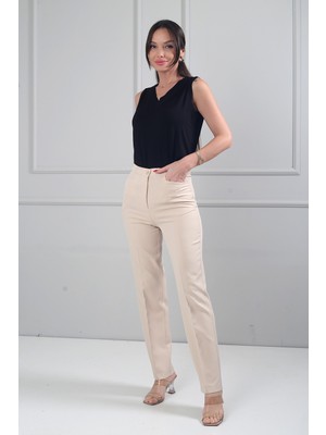 By Saygı Kadın Kare Cepli Geniş Beden Aralıklı Krep Pantolon