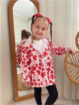 Dudor Kids Kız Çocuk Kırmızı Beyaz Kalpli Su ve Rüzgar Geçirmez Trençkot-Yağmurluk-Rüzgarlık