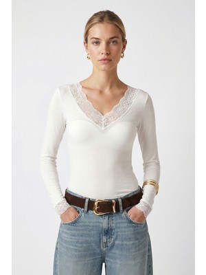 Ritnice Kadın Rave Dantelli Yarı Transparan Ultra Hafif Ekru Örme Bluz