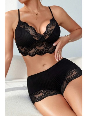 Liyuza Kadın Siyah Kaşkorse ve Dantel Detaylı Şortlu Gecelik Takım