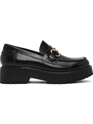 Derimod Kadın Siyah Toka Detaylı Kalın Tabanlı Deri Maskülen Loafer 26PFD180122