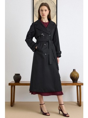 Olcay Kolları Plikaşe Detaylı Rahat Kalıp Su İtici Özellikli Trençkot SİYAH 6821