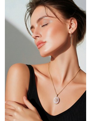 316L Paslanmaz Çelik Kararmaz Altın Rengi Çiçek Işlemeli Açılabilir Resim Koyulabilir Toz Pembe Madalyon Kolye