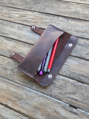 Derigami Hakiki Deri El Yapımı Kalemlik – Minimalist Çıtçıtlı Deri Kalem Çantası