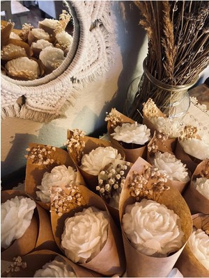 Bernami Pinterest 10 Adet Kokulu Şakayık Buket Mum / Söz - Nişan - Nikah Hediyelik Mum