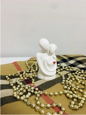 Bernami Pinterest Sevgililer Günü Sarılan Çift