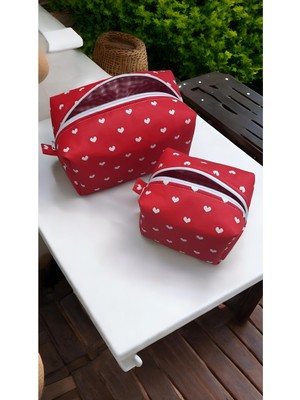 Özgürce Kırmızı Kalp Desenli Çanta Çift Seti, Makyaj ve Ruj Çantası Güzel Hediye