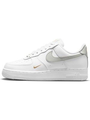 Nike Air Force 1 '07 Essential Sneaker