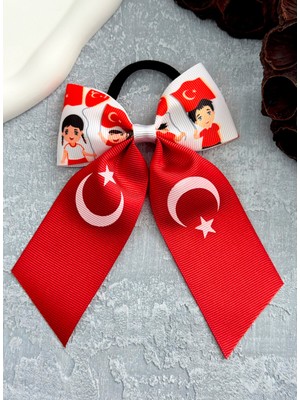 23 Nisan Tokası 1 Adet Bayraklı Lastik Toka