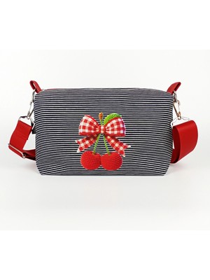 Woodycord El Yapımı Kırmızı Kalp Detaylı Kot Kutu Çanta