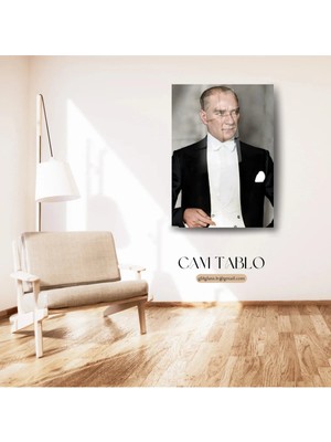 Glitglass Atatürk Klasik Smokin Fotoğrafı Siyah Beyaz Temperli Cam Tablo