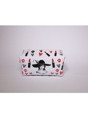 Özgürce Renkli ve Şık Desenli Makyaj Çantası, Pratik ve Hafif Tasarım