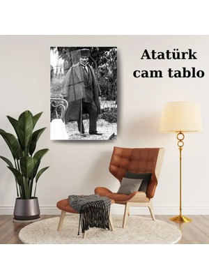 Glitglass Başkomutan Atatürk Palto ve Bastonlu Şık Poz Cam Tablo