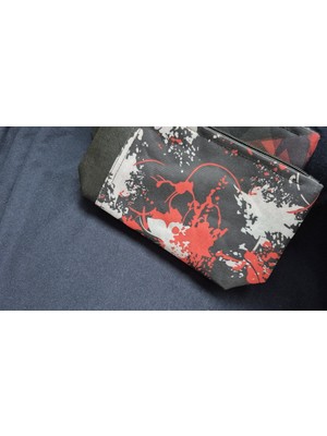 Özgürce Şık Siyah Makyaj Çantası, Pratik ve Hafif Seyahat Aksesuarı