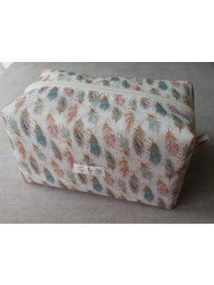 Özgürce Renkli Tüy Desenli Beyaz Saten Astarlı Seyahat ve Makyaj Organizeri