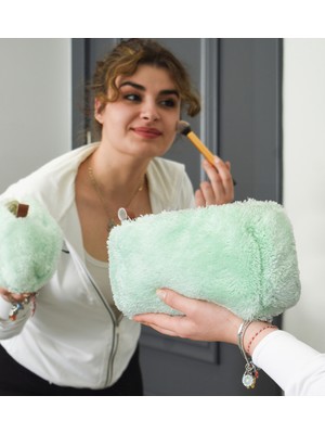 Özgürce Yumuşak Peluş Kozmetik Çantası, Şık ve Pratik Kadın Makyaj Çantası