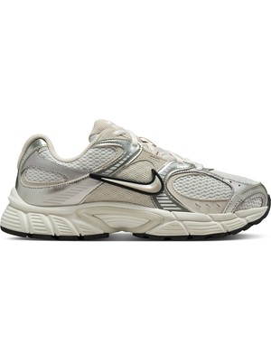 Nike V5 Rnr Günlük Sneaker – Y2K Retro Tasarım Spor Ayakkabı