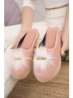Moda Fırsat Pembe Kadın Tüylü Ev Terliği Kışlık Kapalı Yumuşak Rahat Taşlı Terlik Doğum Çeyiz Misafir Terliği