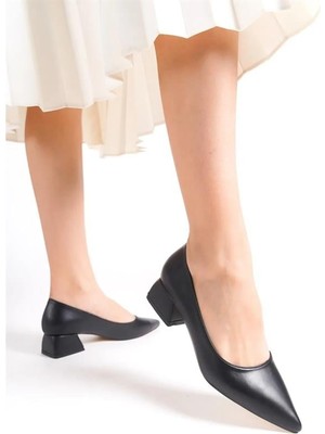 Difolia Kadın Mora Siyah Deri  3,5 cm Kalın Topuklu Ayakkabı