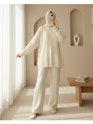Modamorfo Saç Örgü Desen Kolu Düğme Detaylı Triko Takım -Ekru