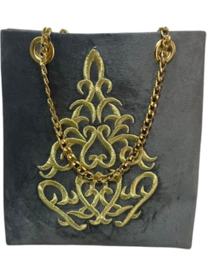 Özgürce El Yapımı Kadife Çanta, Zincir Askılı ve Altın Desenli, Şık ve Zarif