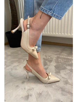 Difolia Kadın Krem Cilt Fiyonk Detaylı Arkası Acık 9 cm Ince Topuklu Ayakkabı