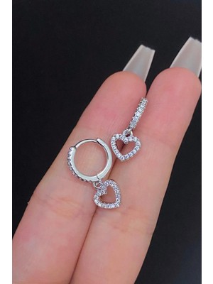 Blisse Piercing Kadın Kalp Figür Zirkon Taşlı Tragus Helix Kıkırdak Sallantılı Çelik Halka Piercing