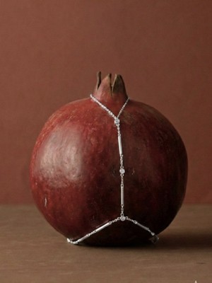 925 Ayar Gümüş Taş Çubuk Detaylı Şahmeran – Zirkon Taşlı Ayarlanabilir El Zinciri Silveria Jewels