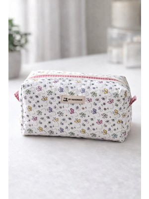 Özgürce Kelebek Desenli Şık Makyaj Çantası, Pratik ve Zarif Tasarım