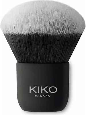 Özgürce Dudak ve Yüz Fondöten Uygulama Fırçası, Pürüzsüz Sonuçlar Sağlar