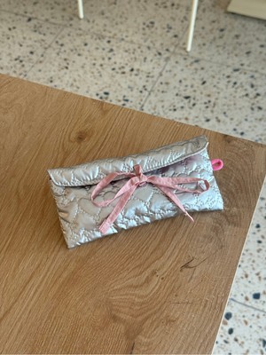 Özgürce Katlanabilir Fiyonklu Çok Bölmeli Makyaj ve Organizer Çantası