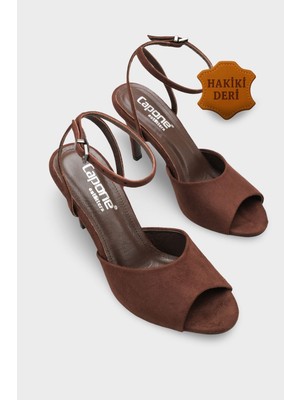 Capone Outfitters Kenna Hakiki Deri Astarlı Yuvarlak Burunlu Orta Topuklu Bilekten Bantlı Süet Görünümlü Kadın Ayakkab