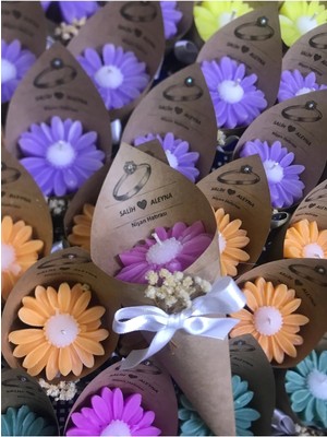 Bernami Dekoratif Pinterest 15 Adet Kişiye Özel Rengarenk Taşlı Papatya Buket Mum, Doğumgünü, Hediyelik, Sünnet