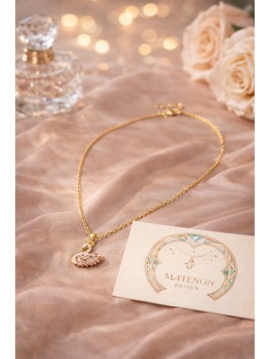 Matenon Design Zarafetin Simgesi Kuğu Figürlü Gold Kolye