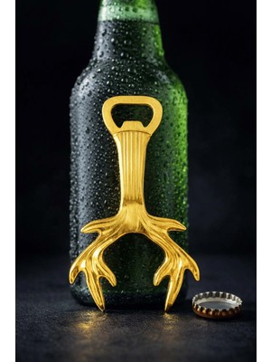 Feyza Design Altın Geyik Temalı Metal Şişe ve Kapak Açacağı, Şık ve Kullanışlı Tasarım