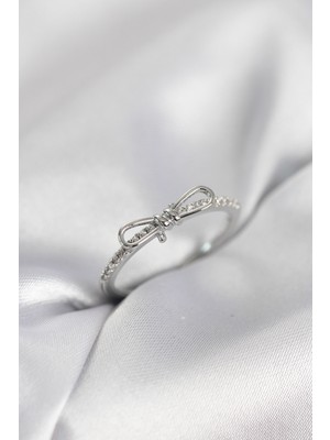 Azrlya Fiyonk Model Zirkon Taşlı Gümüş Renk Kadın Yüzük - Lisinya