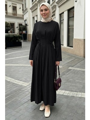 inStyle Pileli Kuşaklı Siyah Elbise