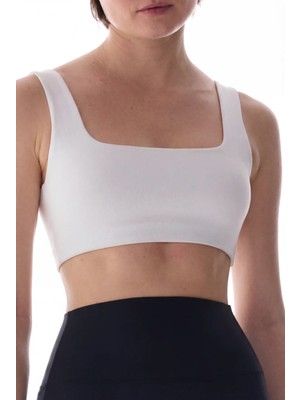 Penti LYCRA Beyaz Cream Hafif Destek Kare Yaka Çıkarılabilir Pedli Spor Sütyeni