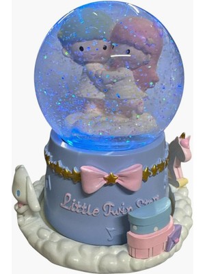 Küçük Ikiz Kardeşler Dev Boy Müzikli Işıklı Dönen Kar Küresi