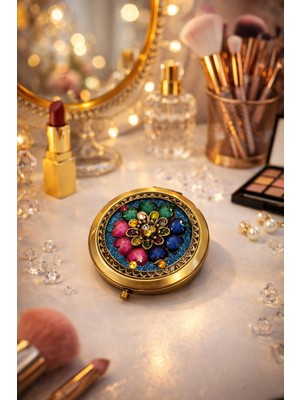 Özgürce El Işlemeli Pirinç Kaplama Çift Taraflı Kompakt Cep Aynası