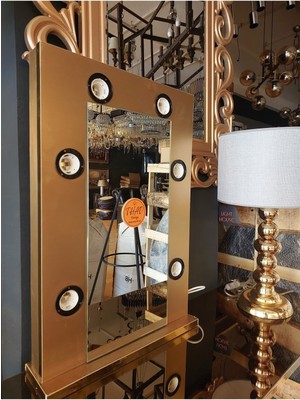 Özgürce Parlak Işıklı Makyaj Aynası 60X40, Şık ve Kullanışlı Tasarım