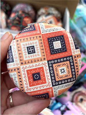 Özgürce Etnik Desenli Yuvarlak Cep Çanta ve Makyaj Aynası Seti