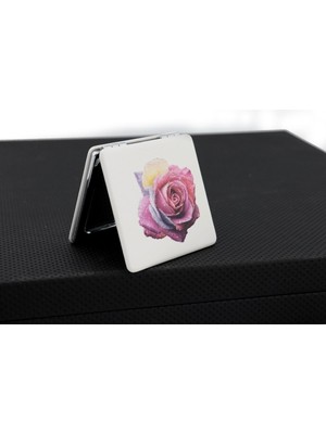 Özgürce Çiçek Desenli Makyaj Aynası, Şık ve Kullanışlı Hediye Alternatifi