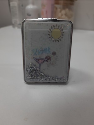 Özgürce Şık ve Parlak Makyaj Aynası, Kompakt ve Kullanışlı Tasarım